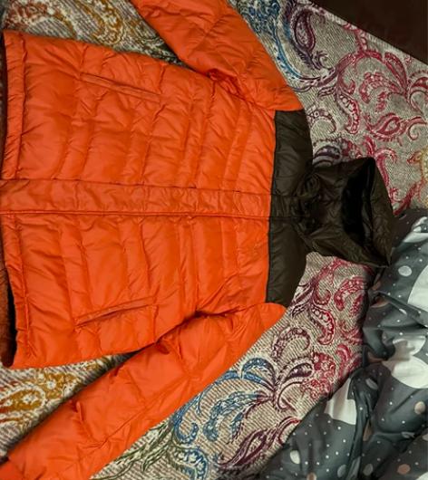 男士羽绒服，闲置，全新出售 感兴趣的话点“...