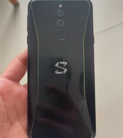 黑鲨helo 屏幕坏了  主板正常 喜欢折...