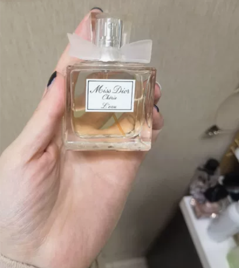 迪奥香水 甜心精灵香水 ,,这款已经绝版了...