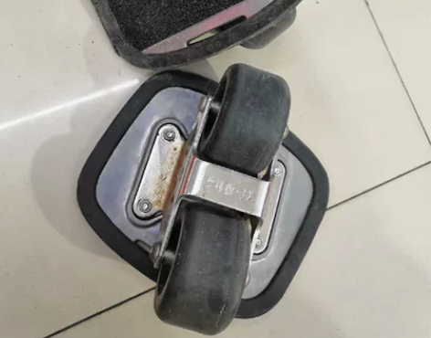 8成新 感兴趣的话点“我想要”和我私聊吧～...