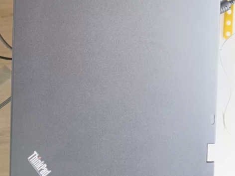 thinkpad笔记本电脑去年入的，开机电...