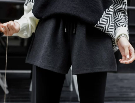 ?JHXC 基础款高腰a字抽绳格子毛呢短裤...