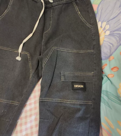小众品牌  束脚萝卜裤牛仔裤  上身效果很...