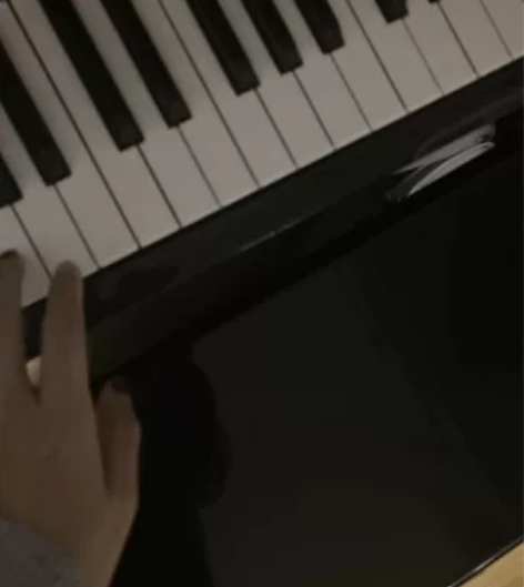 钢琴。小孩不学了，转卖 感兴趣的话点“我想...