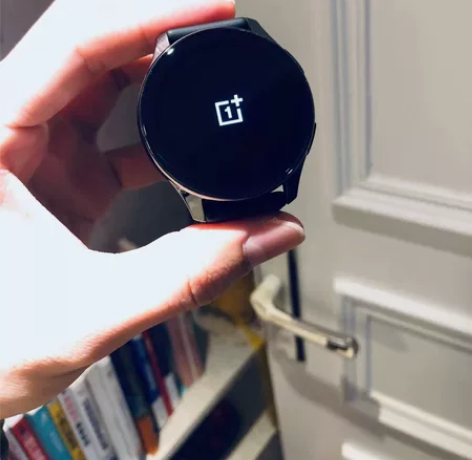 一加watch智能手表 屏幕有细微划痕 有...