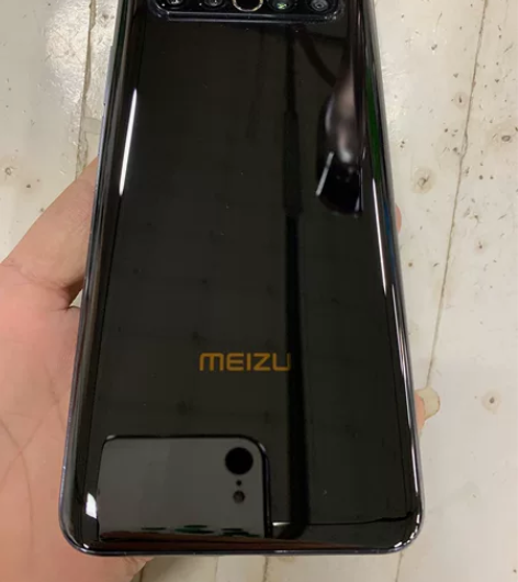 魅族17PRO 8+128G 去年8月京东...