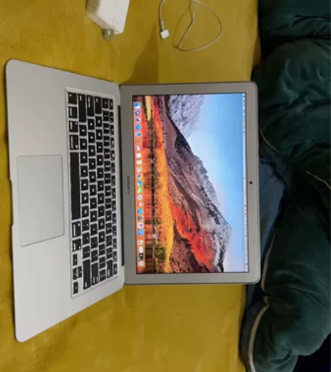 Mac book AIR笔记本 国行i5处...