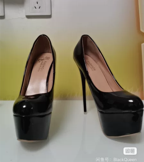 全新16厘米超高跟跟， 鞋码正，防水台6厘...