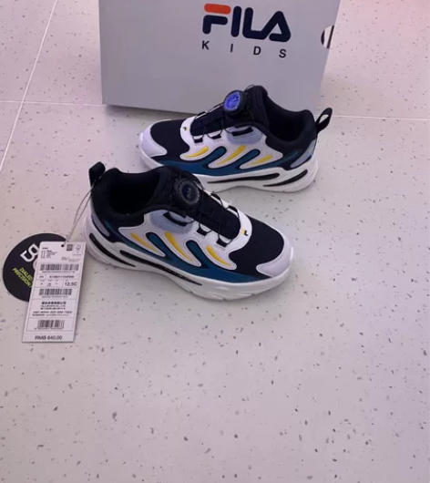 斐乐童鞋，30码，全新正品，不议价不退换 ...