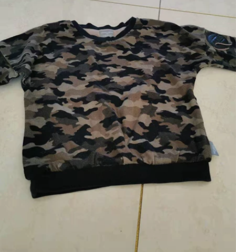 女童帅气迷彩服，时尚 感兴趣的话点“我想要...