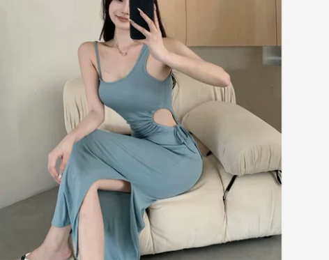 设计感小众裙子夏季女装高级感法式气质吊带连...