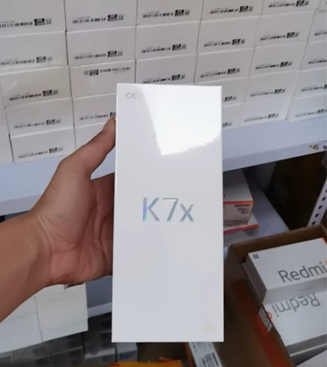 oppo k7x   6+128  黑白蓝...