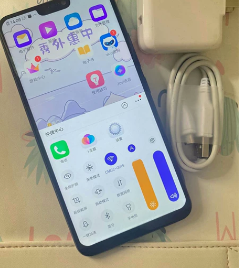 vivo  x21  6+64g 自用闲置...