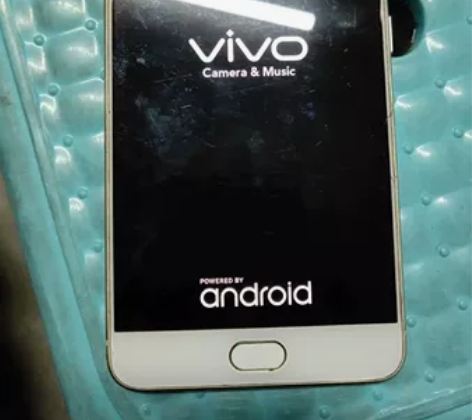vivo手机,好久没用是vivoy6几忘记...