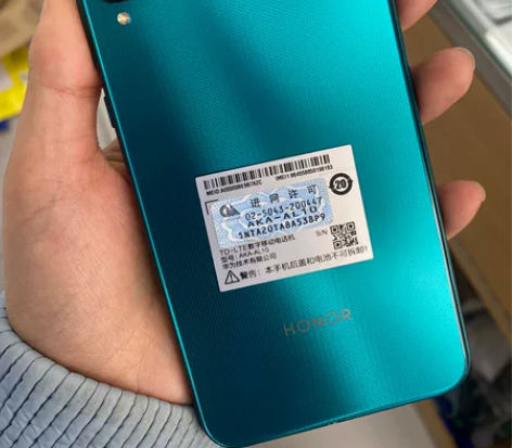 荣耀play4T 6+128G 国行 全原...
