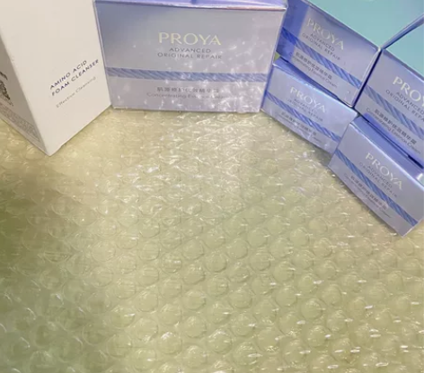 全新未拆封 面霜较多 特出 全新日期 保湿...