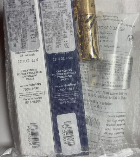 希思黎伊莎夜香水+伊莎香水，各6.5ml，...