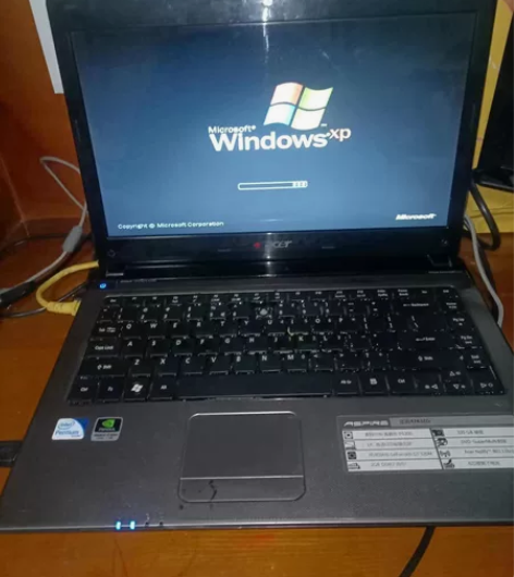 戴尔笔记本，型号4743，2GDDR3内存...