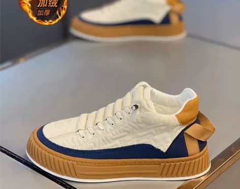 欧洲站男鞋冬季运动一脚蹬防水板鞋男士休闲皮...