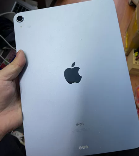 出一个ipad air4 a2316 中壳...