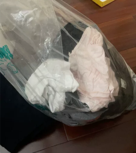 小t，大t都有，打包50，  单件5块，大...