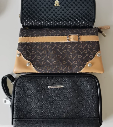 女士手包，全新，看好拿走，50一个 感兴趣...