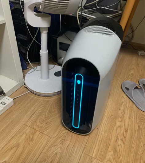 长沙面交外星人台式机r9  配置看图吧。显...