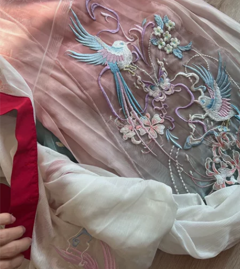 裳云兮汉服 仅试穿拍照，120出没穿出过门...