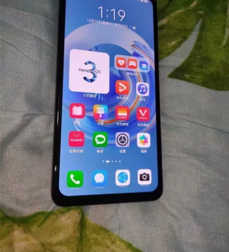 华为mate30高配版，九成新，8G运行，...