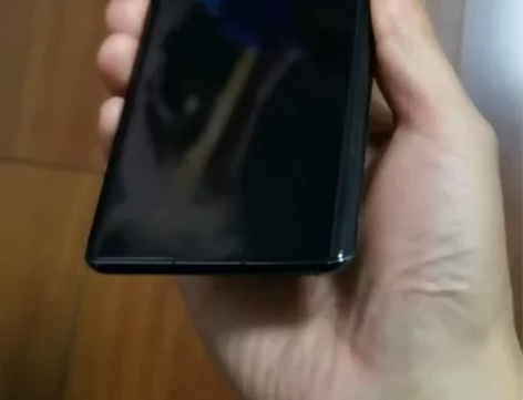 自用华为mate40pro，8+256G，...