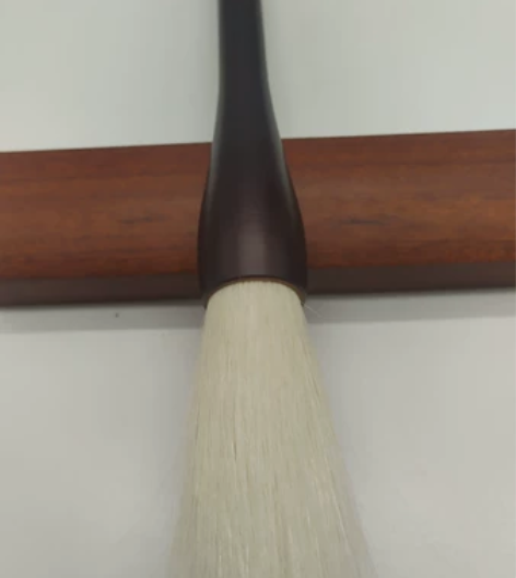 特制羊毫  特制羊毫总长26.8cm，出锋...