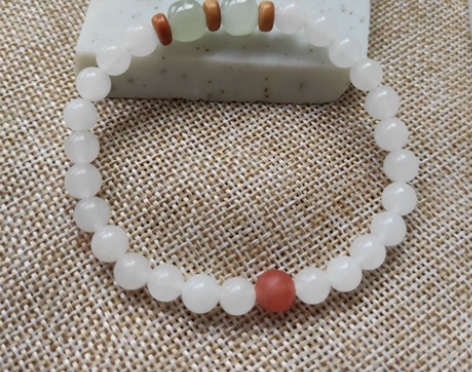 和田玉手串——“蒹葭” 和田玉白玉配晴水珠...
