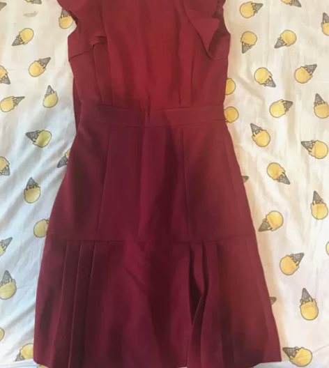 Warehouse酒红色荷叶边荷叶袖连衣裙...