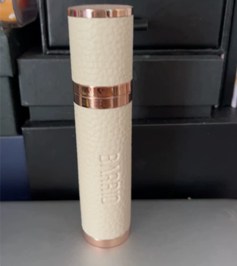 ?Barrio巴莉奥小羊皮香水小众半格诗持...