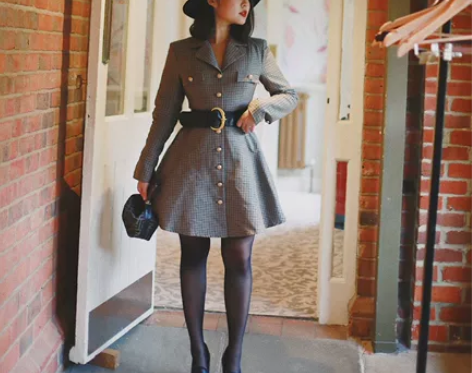 致卡萝原创－ 侦探小说家－超酷又大方 复古...