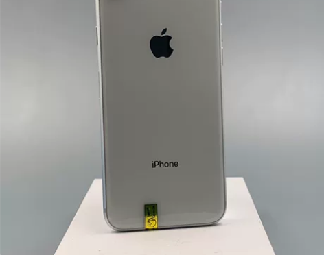 苹果8 银色二64g手手机 下方真机照片就...