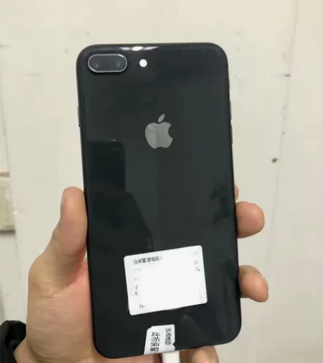 iPhone8Plus 64G 几乎全...
