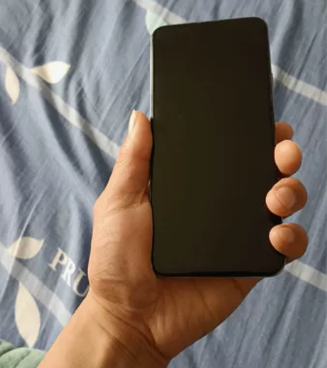 出闲置手机，型号荣耀X10  6+128版...