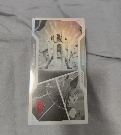 努比亚 nubia 红魔7S Pro屏下摄...