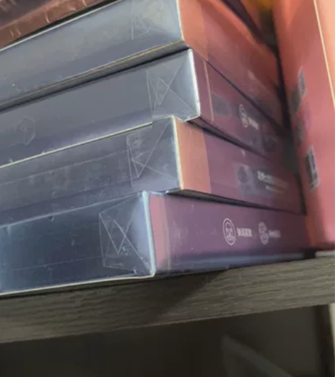 凌博士轻颜紧致面膜5片一盒，还有三盒，三盒...