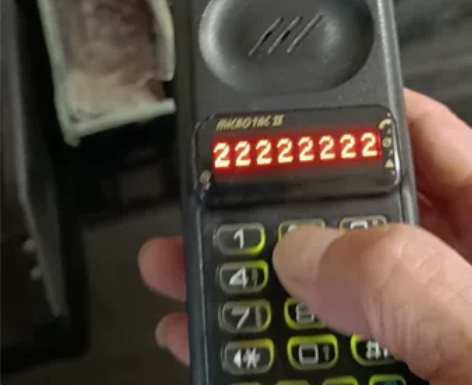 摩托罗拉手机9900X，本人原单位配置后购...