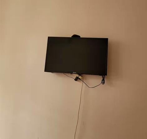 32寸清华同方液晶电视，功能正常 感兴趣的...