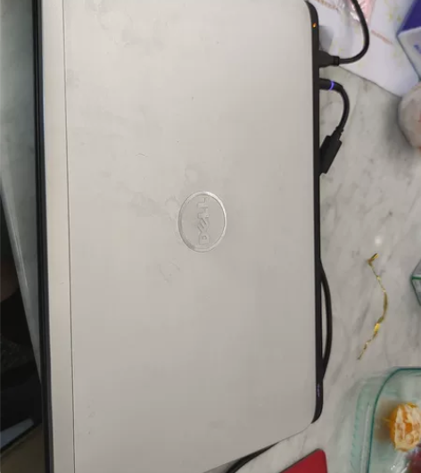 戴尔DELL XPS- L502X，电脑比...