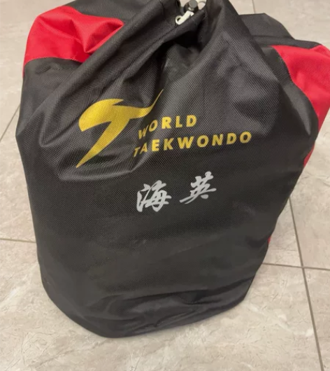 自家小孩自用跆拳道护具一套，部分用具用了一...