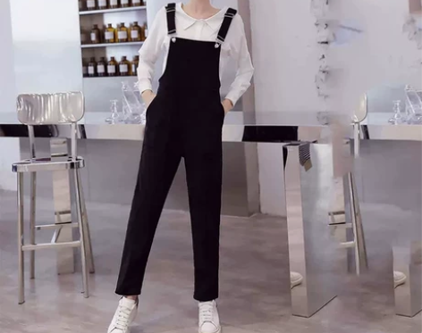 灯芯绒加绒背带裤 女秋冬韩版宽松减龄复古黑...