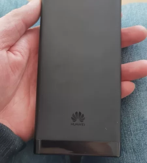 品牌型号：华为10000毫安充电宝AP09...