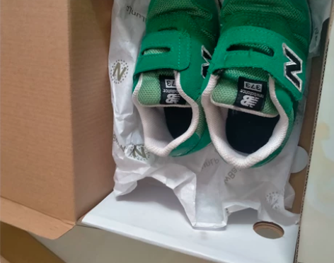 新百伦童鞋几乎全新  内长14   30包...