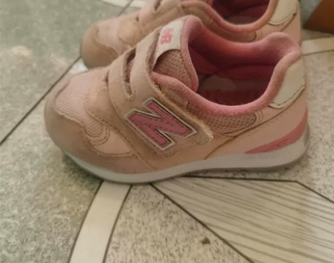 新百伦女童鞋 专柜正品 35 包邮 感兴趣...