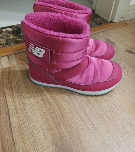 NEW BALANCE童鞋NB冬款男女小学...