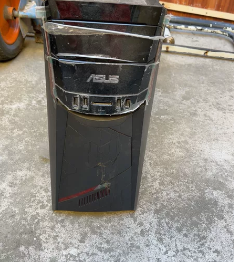 华硕飞行堡垒空机箱、不包邮、自提 感兴趣的...